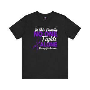 In This Family No One Fights Alone T-'Shirt